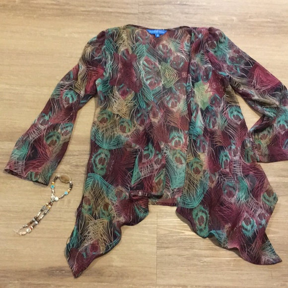 Summertime RT Tops - Feather print lightweight shrug Women’s size 6